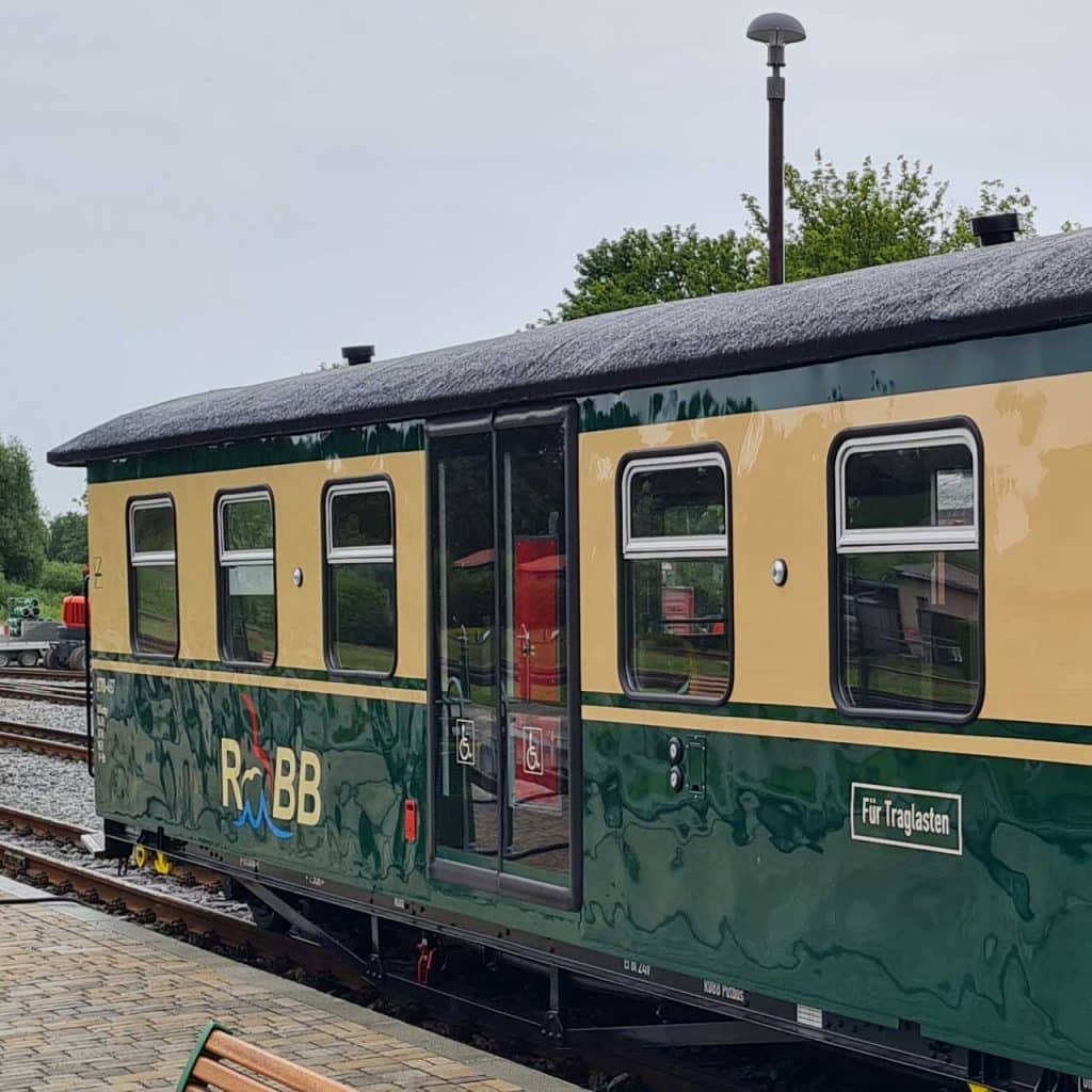 Tür für Lift im Rasender Roland